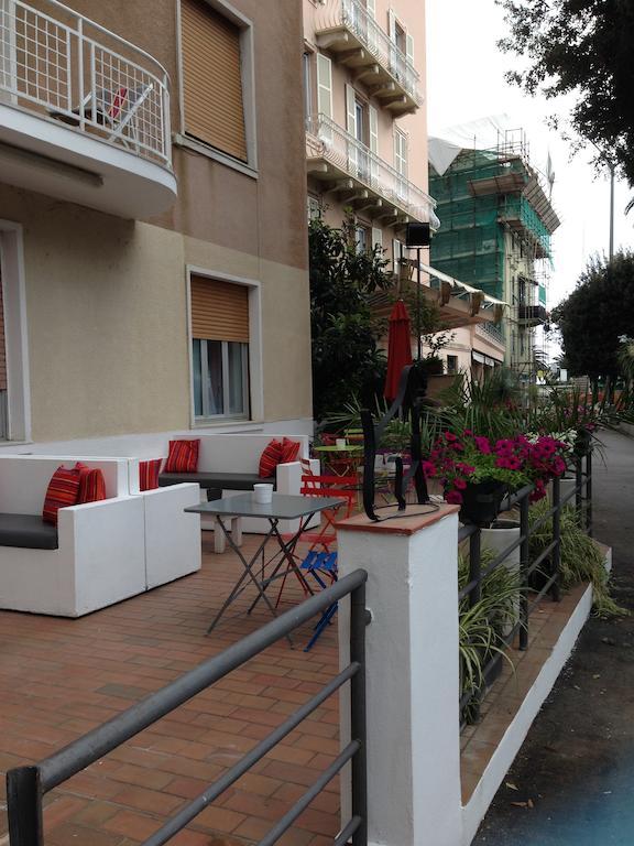 Hotel Spot Varazze Bagian luar foto