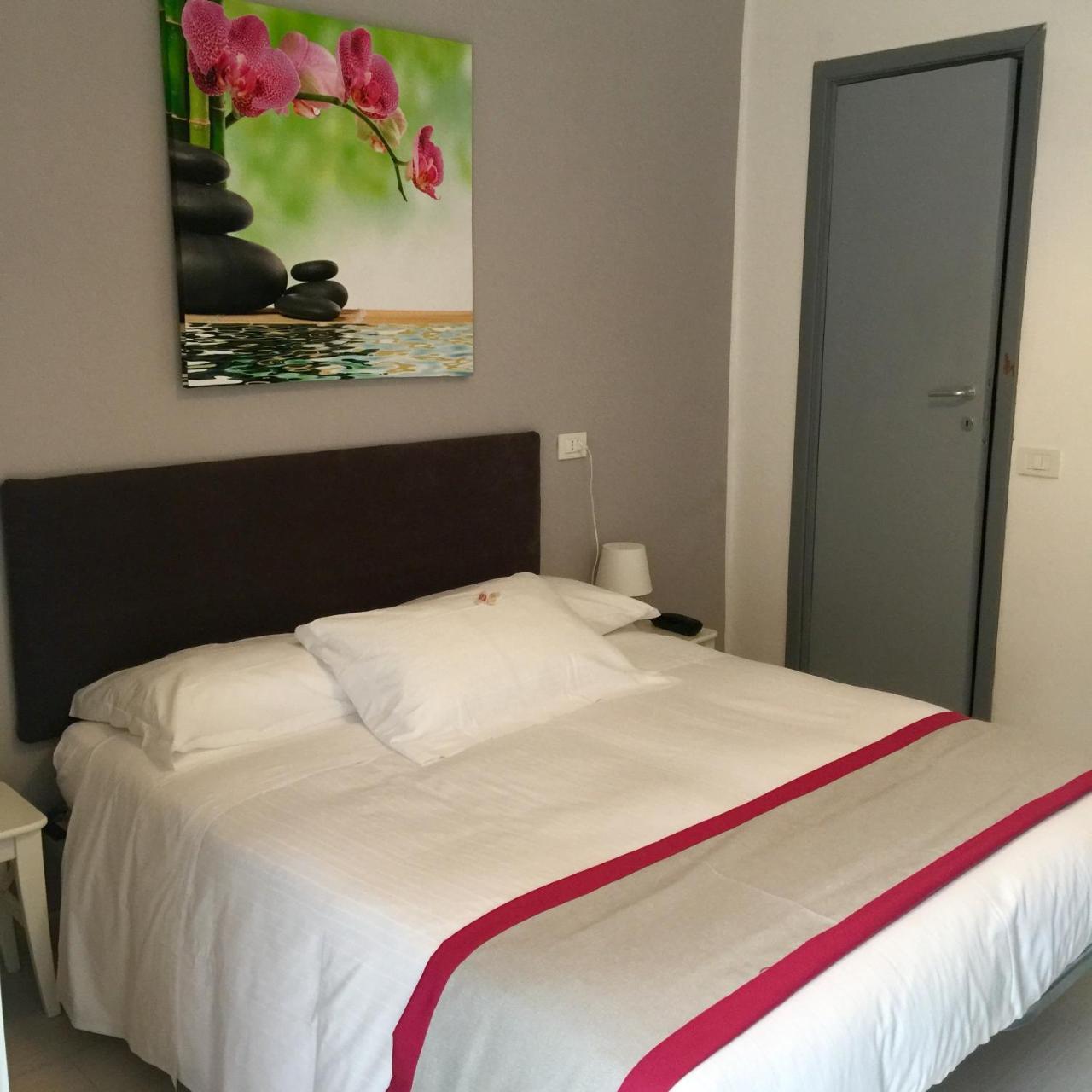 Hotel Spot Varazze Bagian luar foto